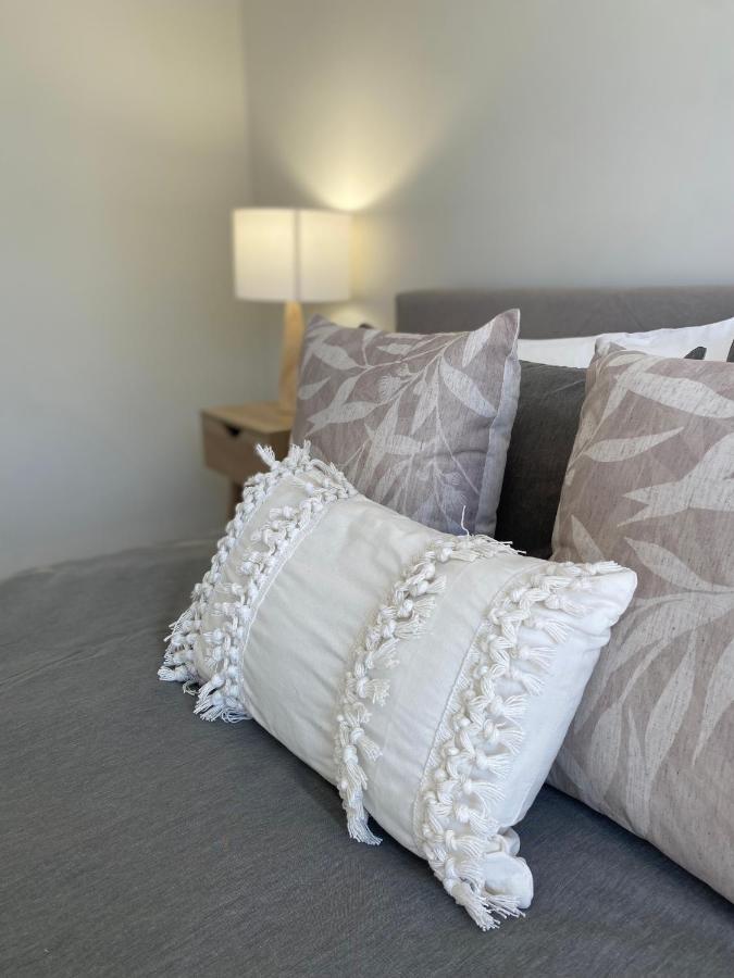 Modern Luxury 1 Bedroom Apartment - Walk To The Shops! Free Wifi Clarkson Exteriör bild